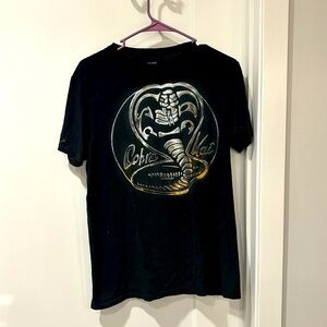 Women’s Vfifthsun Cobra Kai Black Short Sleeved T-Shirt Size Medium